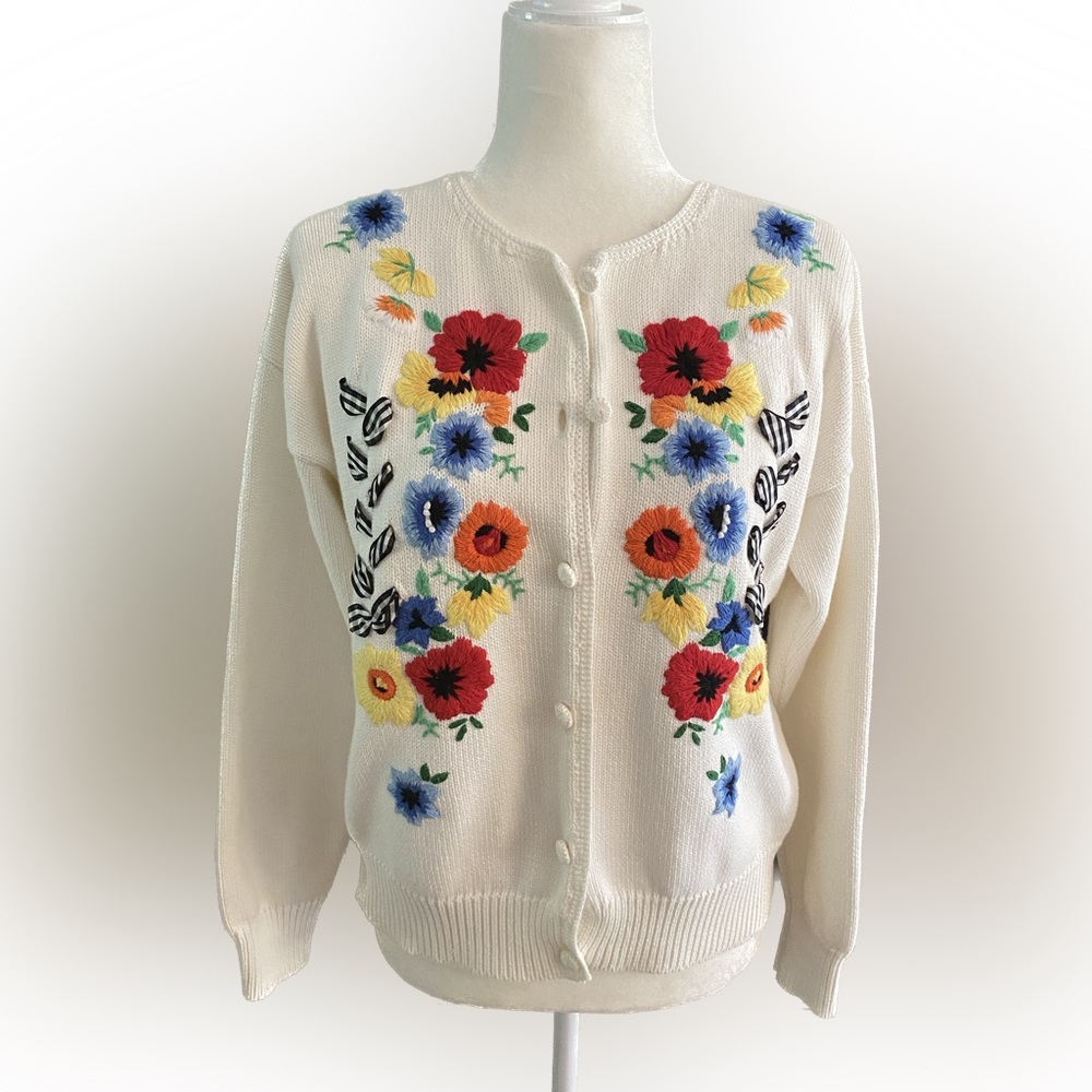 Vintage Flower Knitted White Multicolor Cardigan Sweater